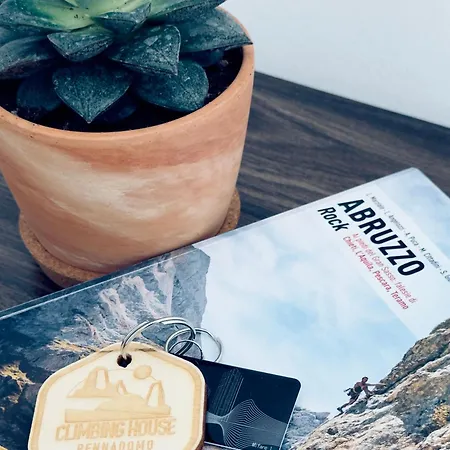 Panzió Climbing House Pennadomo