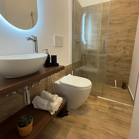 Climbing House Pennadomo